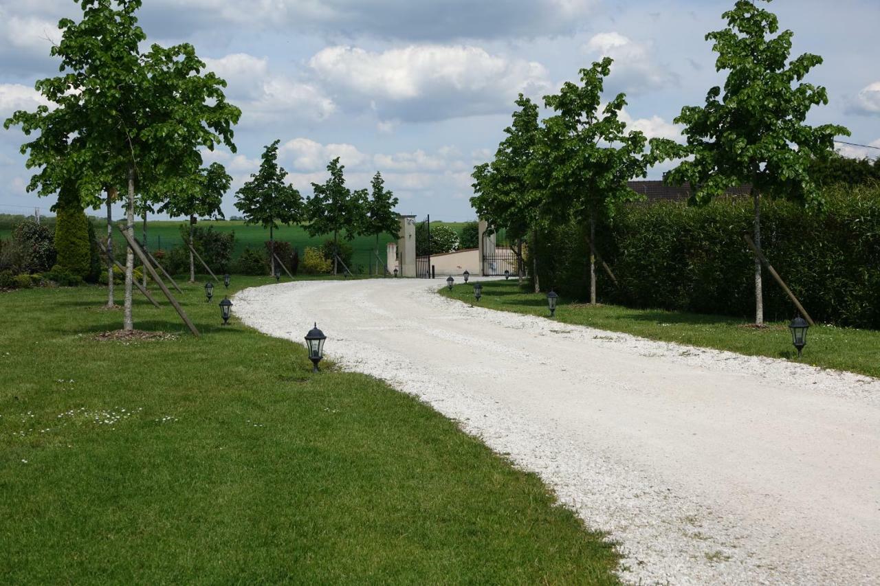 Le Manoir Des Aromes Hotel Brugny-Vaudancourt Exterior foto
